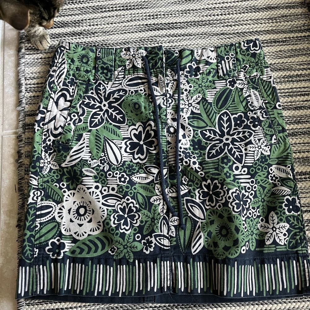 Loft mini skirt
